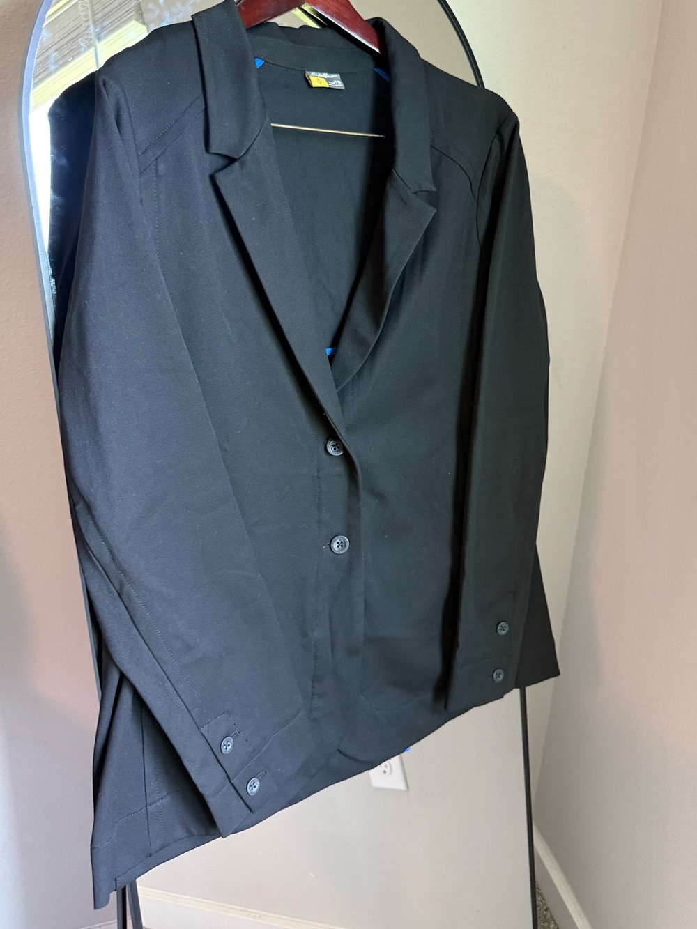 Eddie Bauer ~Women’s Black Travex Travel Blazer Jacket in T16